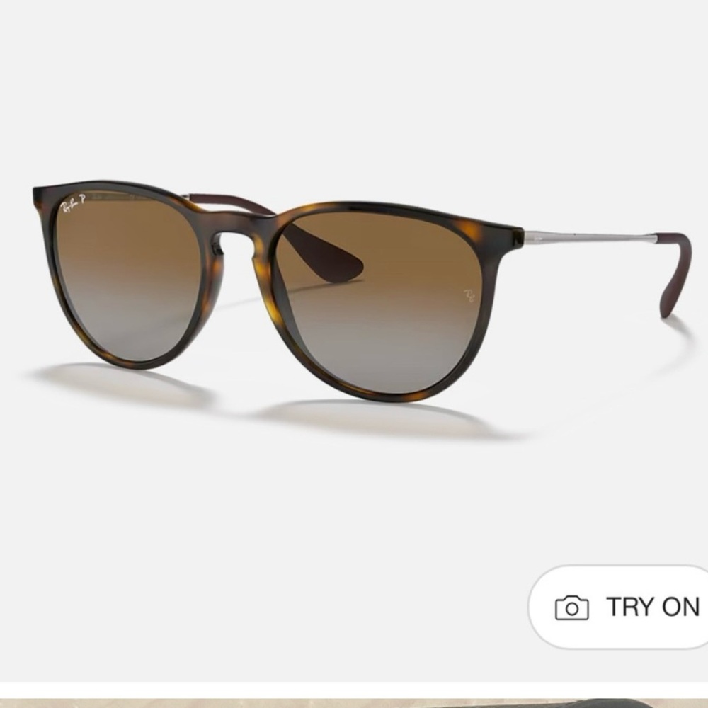 Ray-Ban
RB4171 Erika Classic
FRAME Tortoise
LENSES Brown